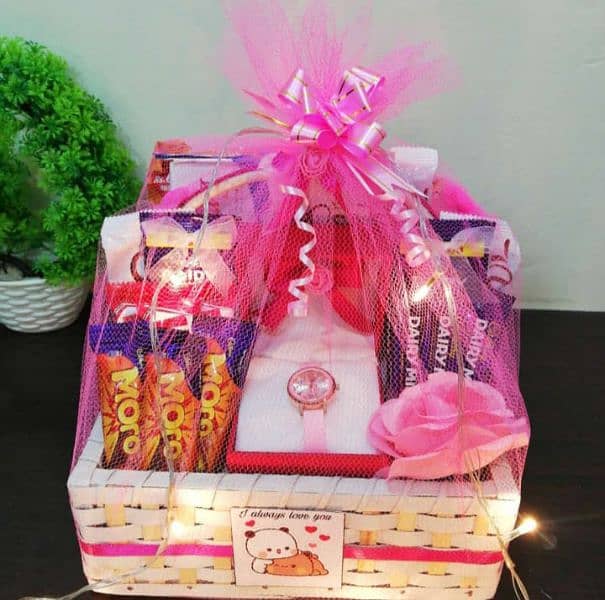 Birthday gift, Customised gift, gift basket,gift box,bouquet Available 5