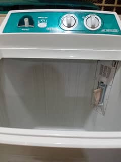 jumbo size Haier washing machine 0