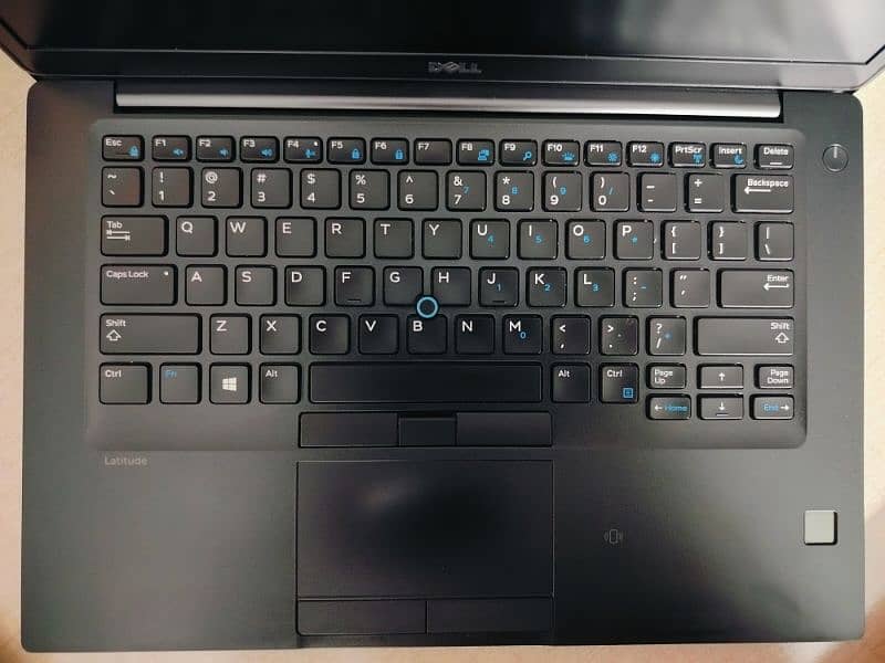 Dell Latitude 7480 10