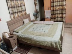 double bed  2 site table dressing with long mirror 4 doors cupboard