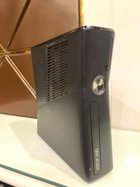 Xbox 360 S Urgent Sale 1