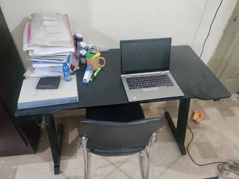 computer table with chair 1