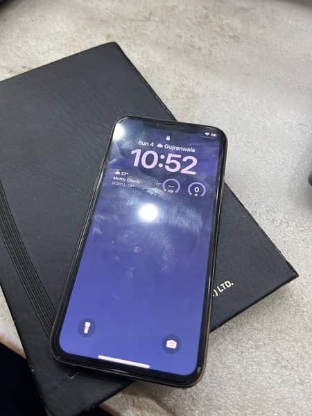 Iphone 11 pro Dual PTA 64gb 10/10 7