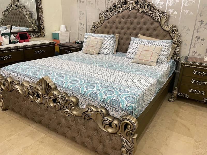 bed set (urgent sale) 4