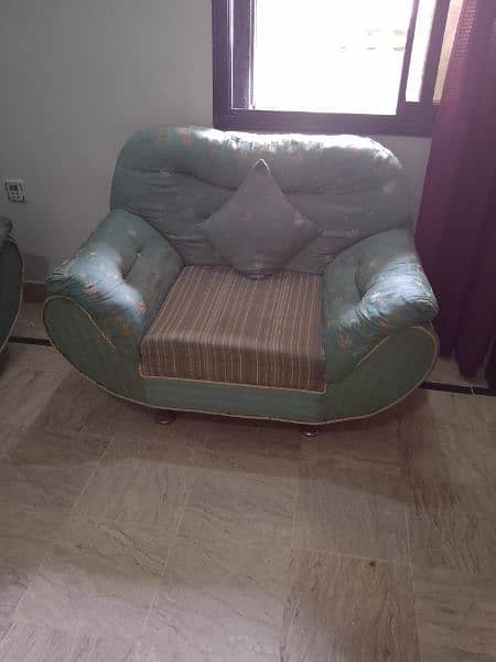 5 seater sofa set Good condition 1