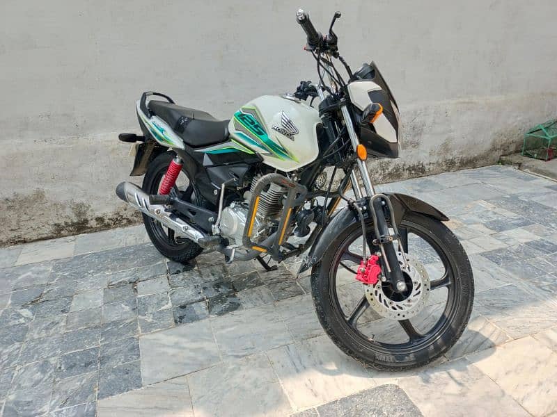 Honda 125CBF 6