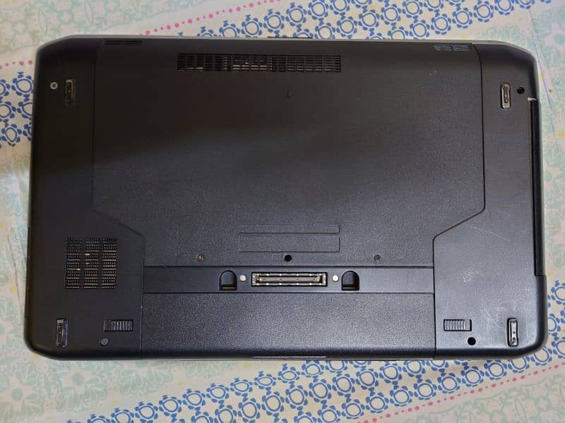 Dell latitude E5530 5