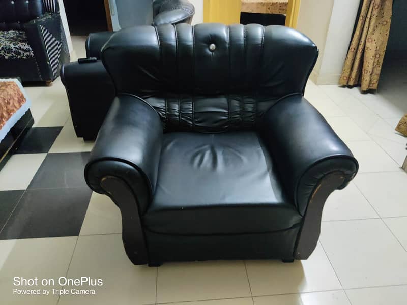 2 sets of 5 seater sofa are required for sell. 0