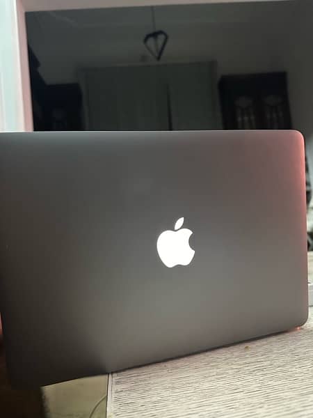 MACBOOK PRO 2015 4