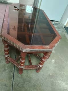 Get center Table in Economic price , Mirror is damaged from one side .