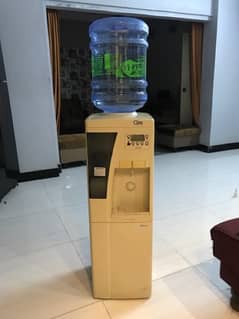 Water Dispenser - Perfect for Home/Office | great condition