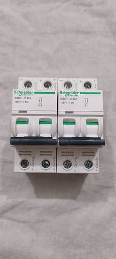 schneider 32ampare dc breaker 10/10