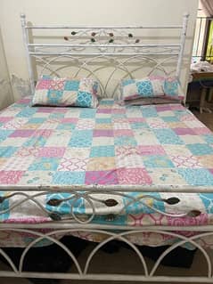 iron rod bed king size