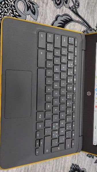 HP Google Chrome Book 8