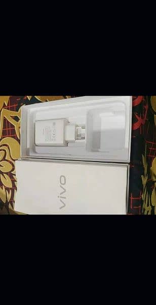 vivo y33s  ram 8+4 128 GB very nice condition 10by10 2