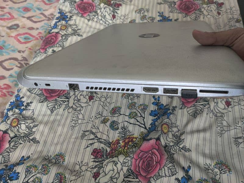 HP laptop model AMD A10-5745M HD Graphics card 3