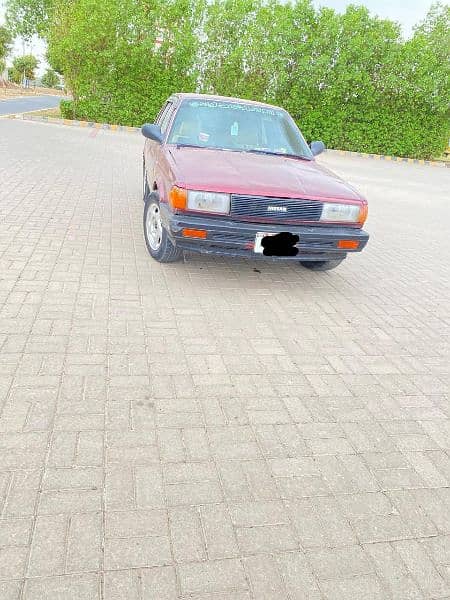 Nissan Sunny 1990 4