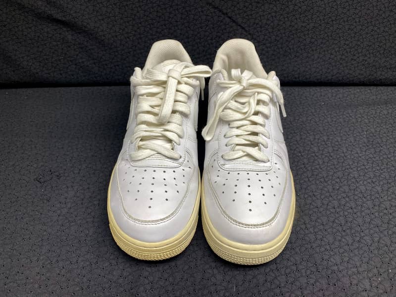 Original Branded Nike Men's White Trainers 1