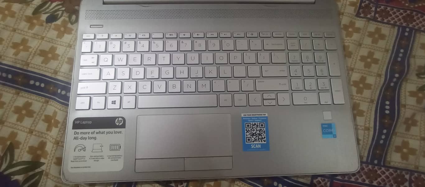 HP 15 DW3033dx -11th Gen Core i3 3