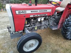 tractor MF 240