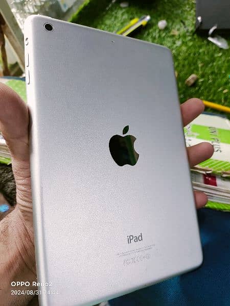 APPLE IPAD MINI2 1