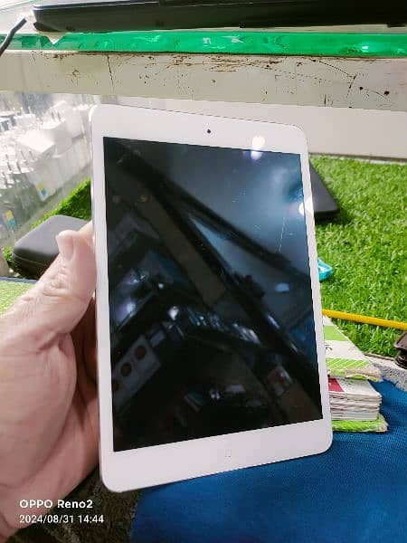 APPLE IPAD MINI2 2