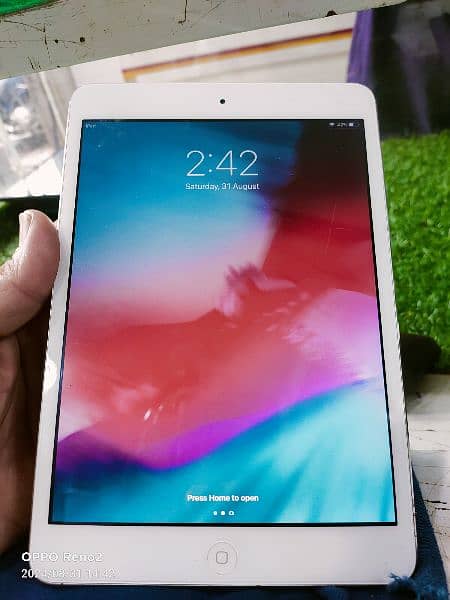 APPLE IPAD MINI2 5