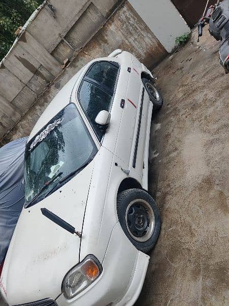 Suzuki Baleno 2003 4