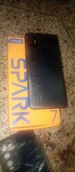 Tecno spark 7 4