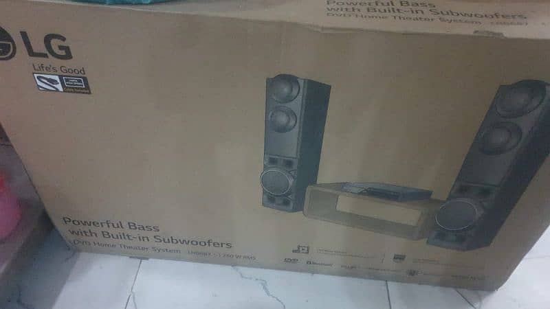 LG HOME THEATER LHD687 1250 WATTS 0