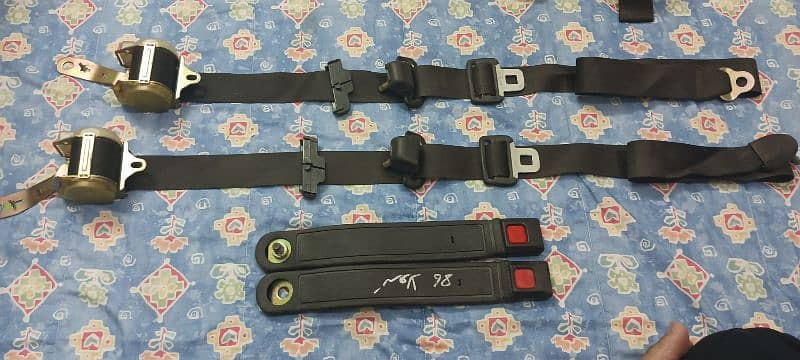 Car Seat Belts Toyota Corolla 0