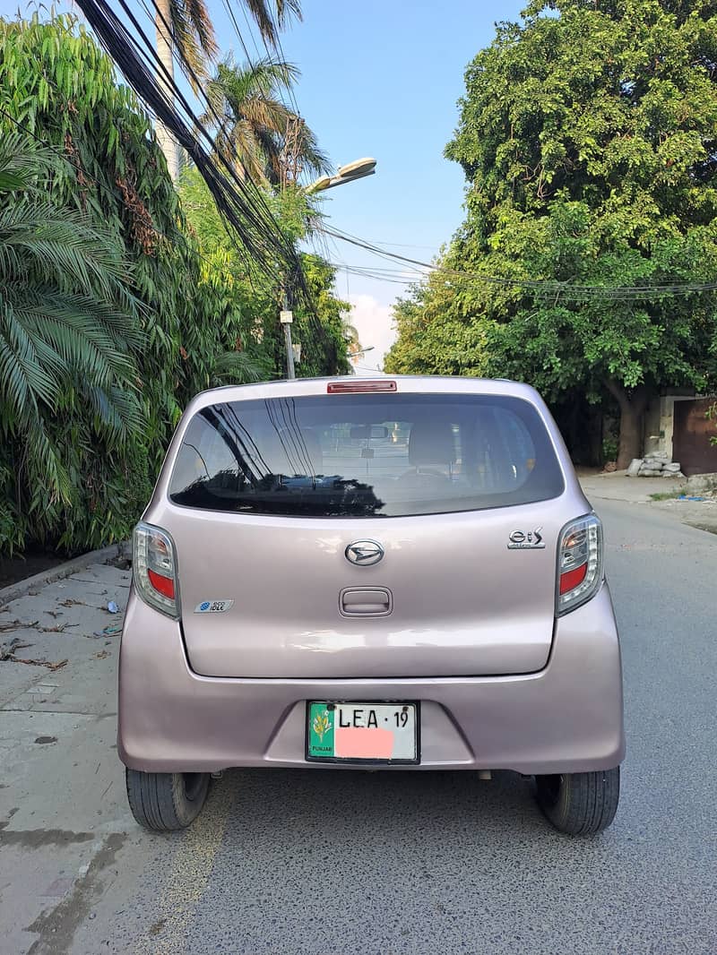 Daihatsu Mira 2015 3