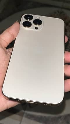 13 pro Max . 128GB . gold colour . JV non pta . 0