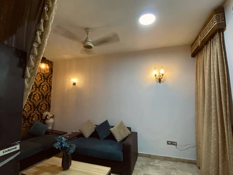 2 beds + launch flat for sale with furnitures, Pechs block 6 2