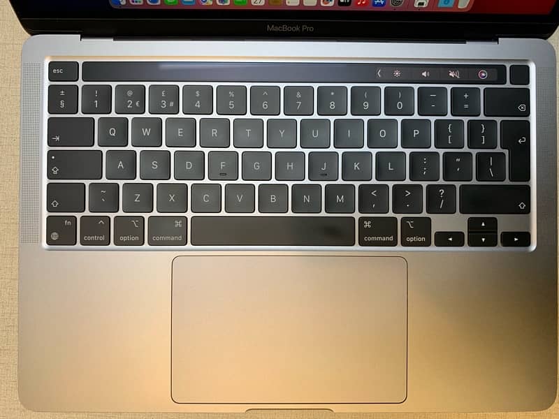 M1 Macbook pro 2020 8/512 1