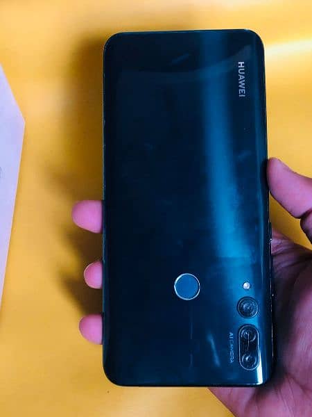 huawei y9 prime 4/128gb 9