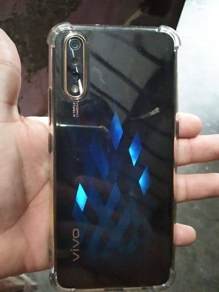 vivo s1 4