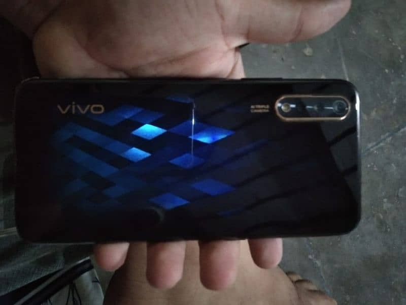 vivo s1 6