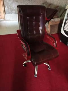 Executive Revolving Chair 0