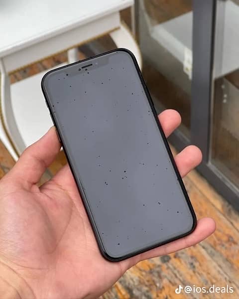 iphone xr 4