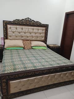 Bed Set (Dressing + Mirror + Bed + Side Tables)