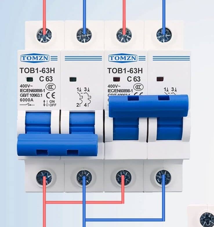 High-Quality Solar Breaker Switch – Ensure Safety in Your Installation 4