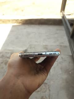 one plus 8t only panel line condition 9by 10