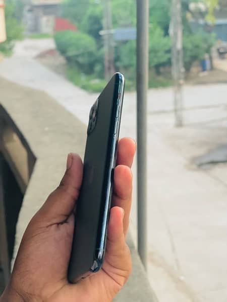 iPhone 11 Pro Max PTA 10