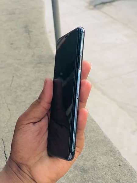 iPhone 11 Pro Max PTA 11