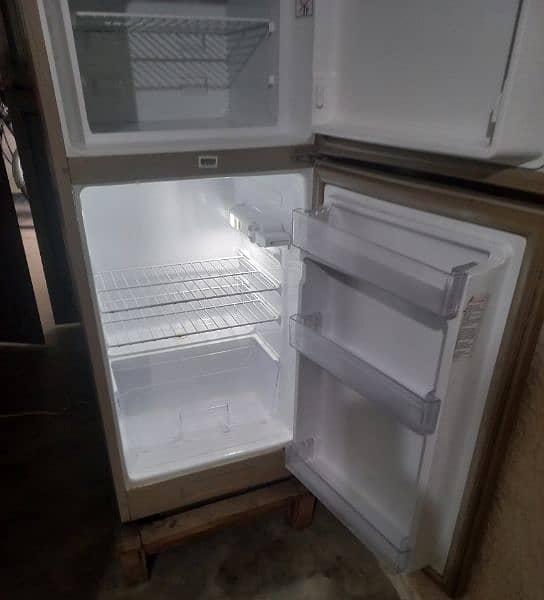 Dawlance fridge 3