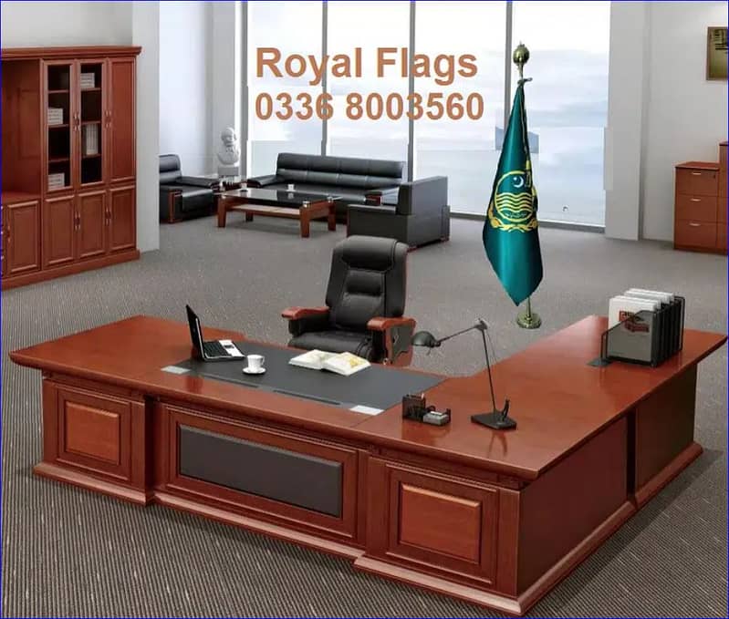 Luxurious Indoor Flag with Golden Pole Exquisite for Government Office 6