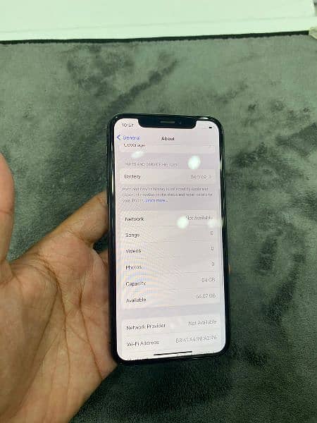 iPhone X
64 gb
Black
Pta approved
9.5/10 condition
Face id true 3