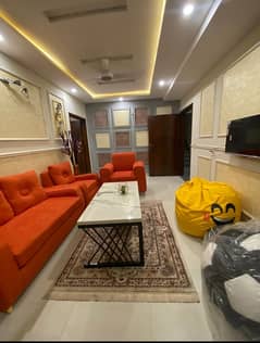 1 Bedroom VIP Full furnish flat per day available in Bahria town Lahore