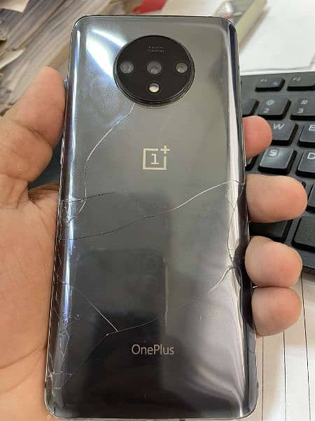 One Plus 7T 1